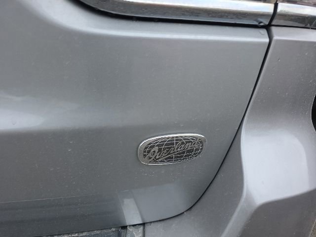 Used 2015 Jeep Grand Cherokee Overland AWD/4WD image 6