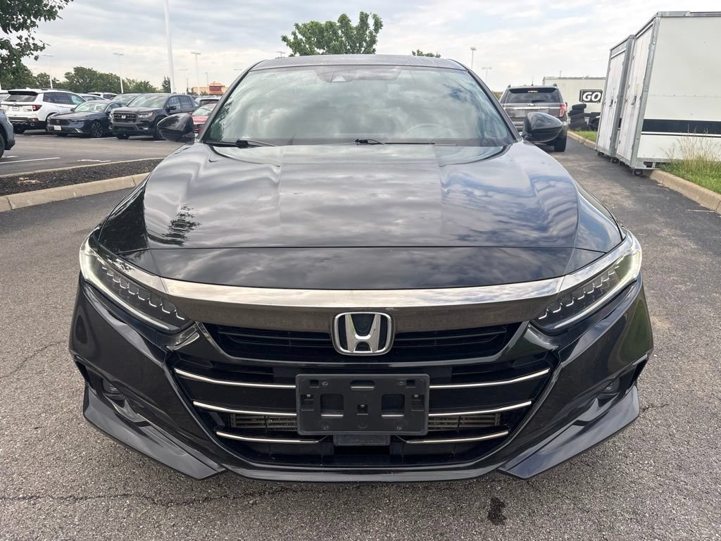 Used 2022 Honda Accord Sport image 2