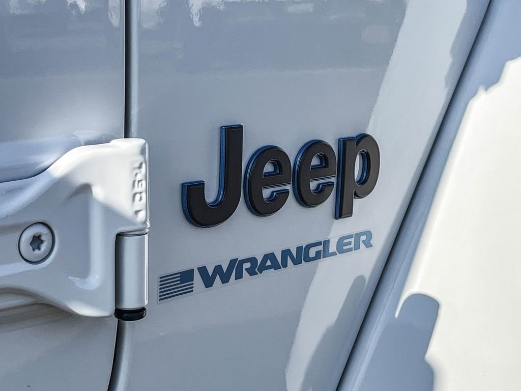 Used 2024 Jeep Wrangler Unlimited image 9