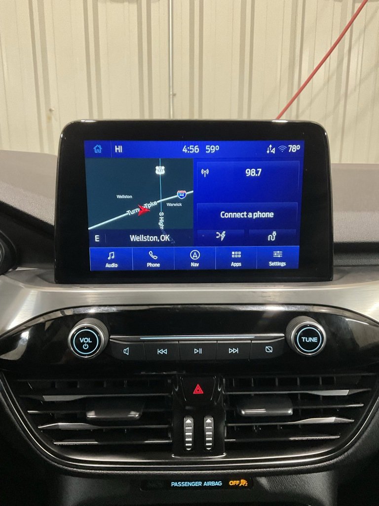 Used 2022 Ford Escape Titanium image 16