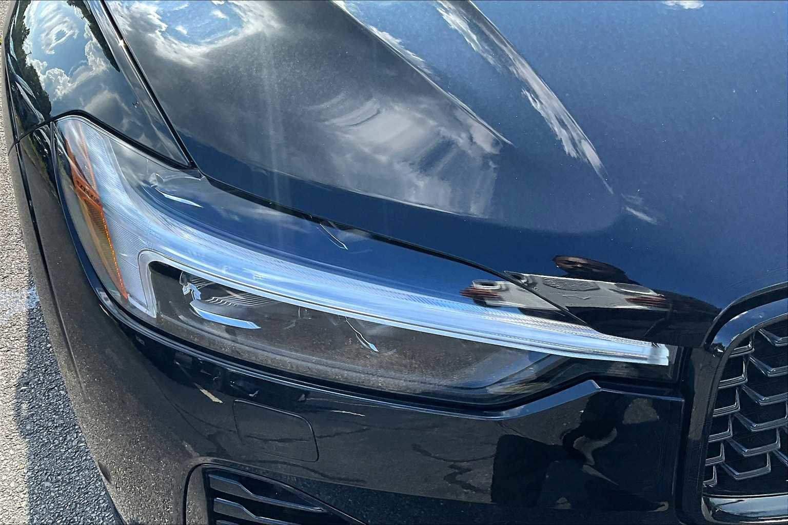 New 2025 Volvo XC60 T8 Plus w/ Protection Package Premier image 14