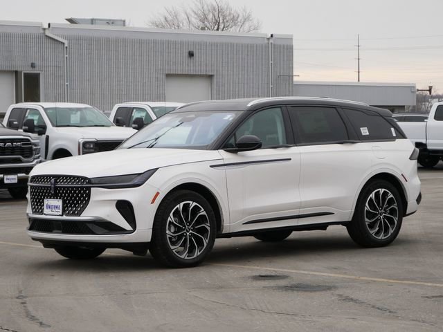 New 2026 Lincoln Nautilus Reserve image 3