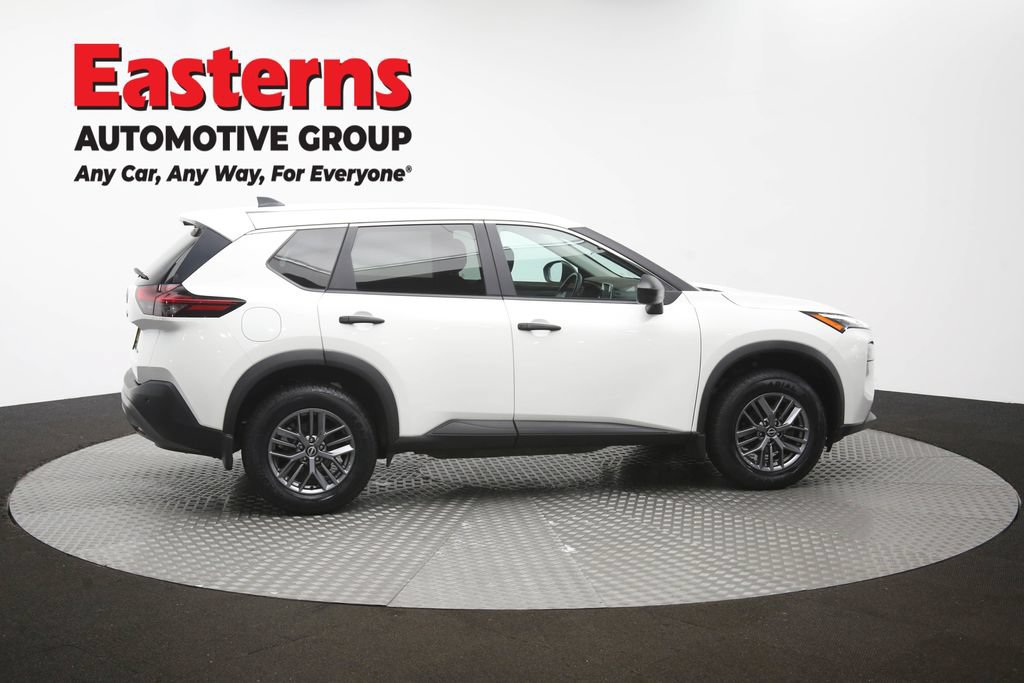 Used 2023 Nissan Rogue S AWD/4WD image 44