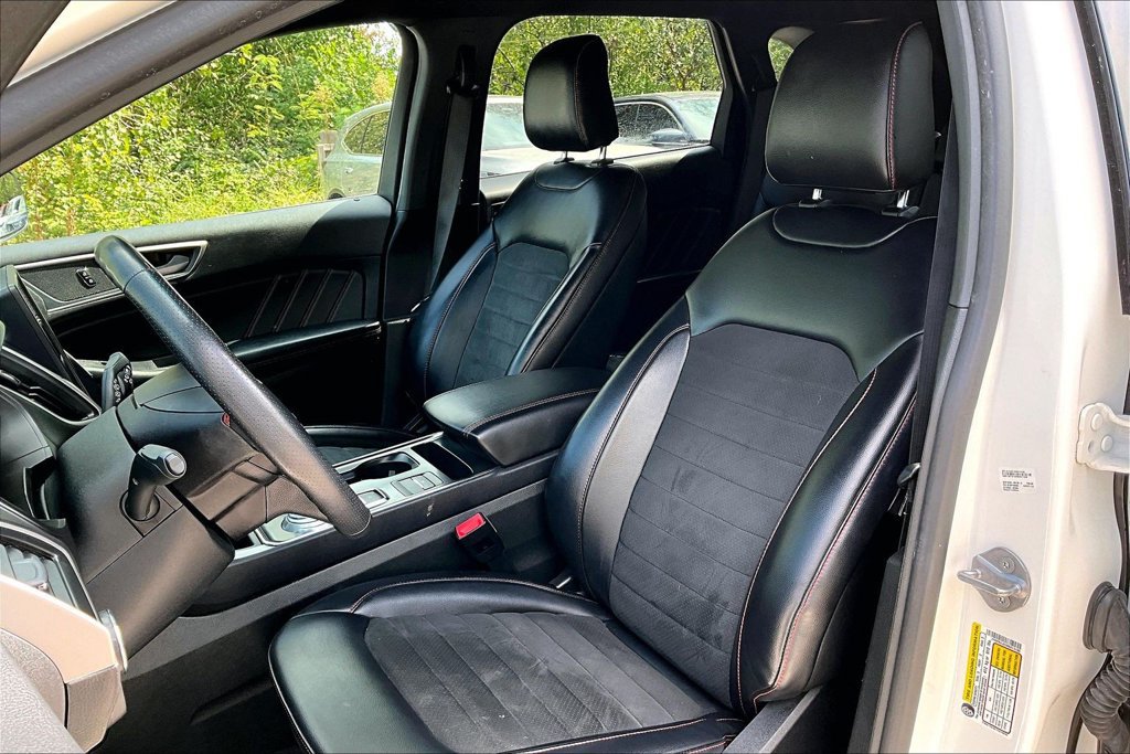 Used 2024 Ford Edge ST-Line AWD/4WD image 34