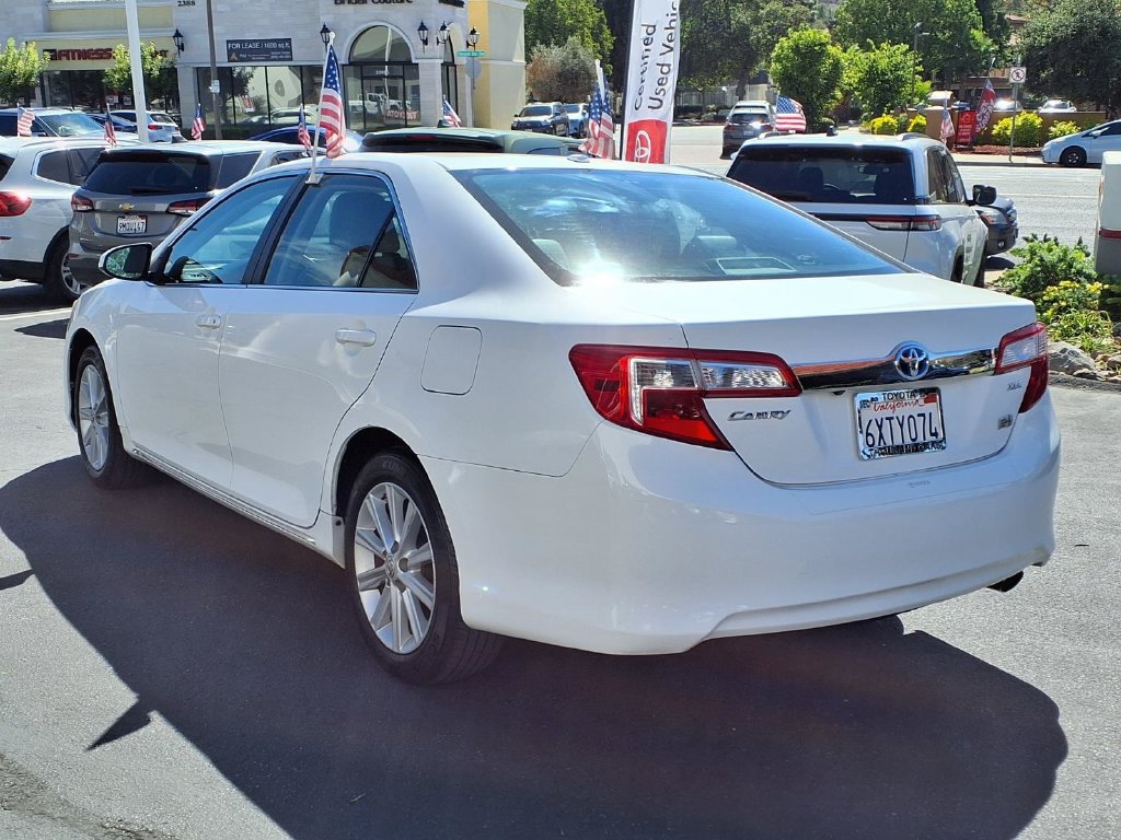 Used 2012 Toyota Camry XLE w/ Leather Pkg FWD image 5