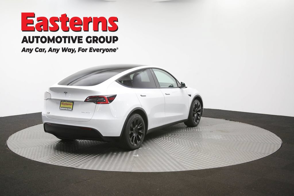 Used 2021 Tesla Model Y Long Range AWD/4WD image 34
