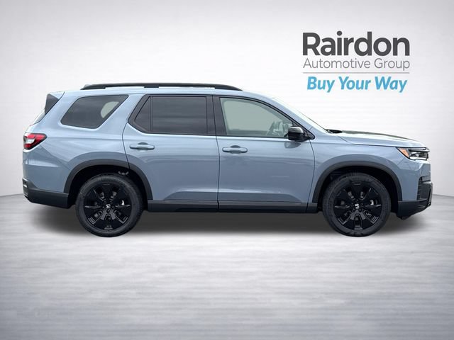 Used 2026 Honda Pilot Black Edition image 8