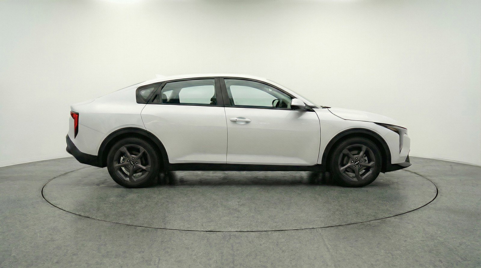 Used 2025 Kia K4 FWD image 11