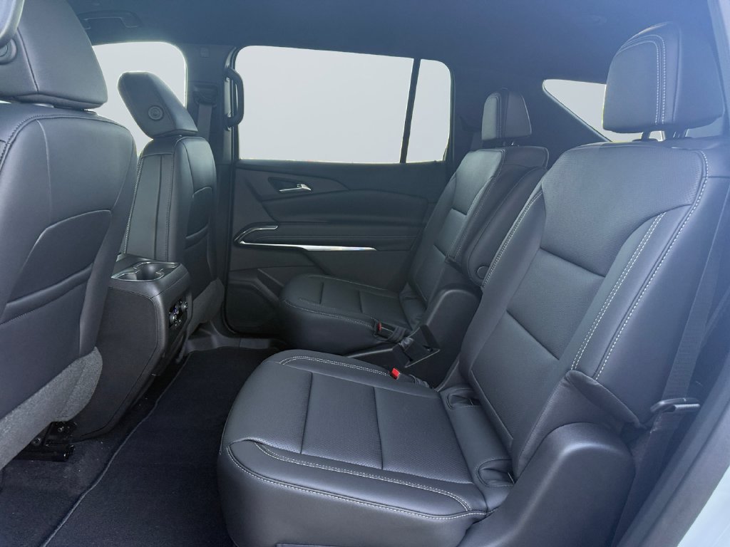 New 2027 Chevrolet Traverse LT w/ Driver Confidence Package FWD image 13
