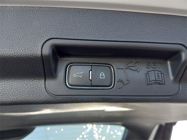 Used 2023 Ford Explorer XLT w/ Equipment Group 202A image 12