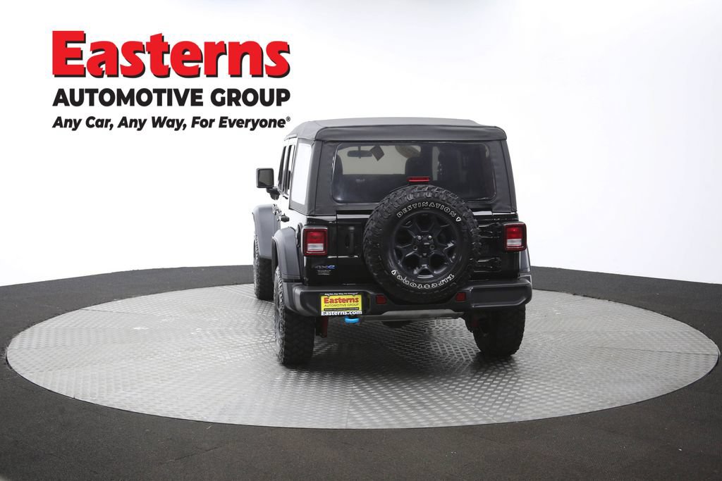 Used 2023 Jeep Wrangler Unlimited w/ Cold Weather Group AWD/4WD image 39