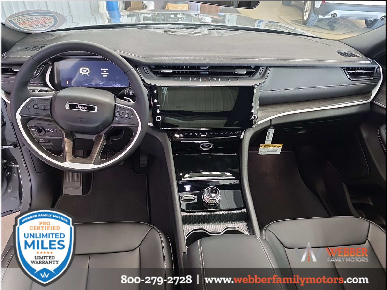 New 2027 Jeep Grand Cherokee Limited AWD/4WD image 13