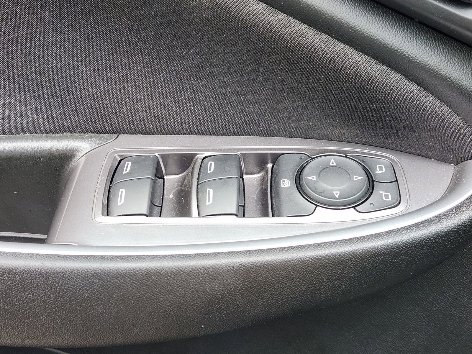 Used 2024 Chevrolet Malibu RS image 28
