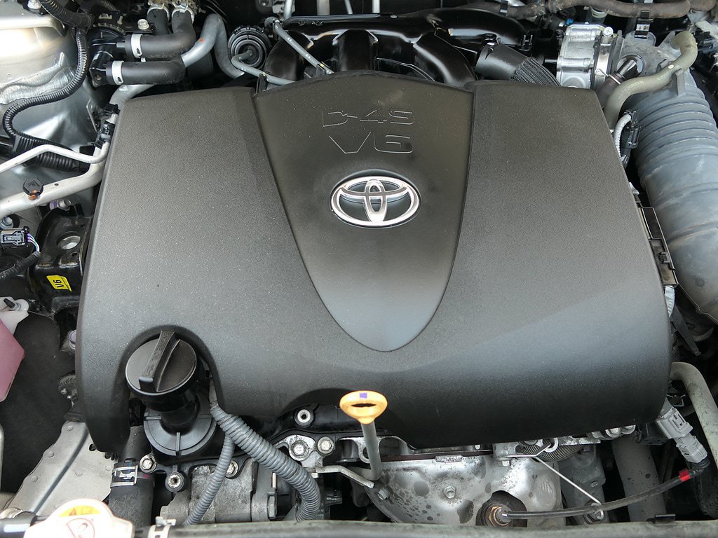Used 2021 Toyota Highlander XLE FWD image 33