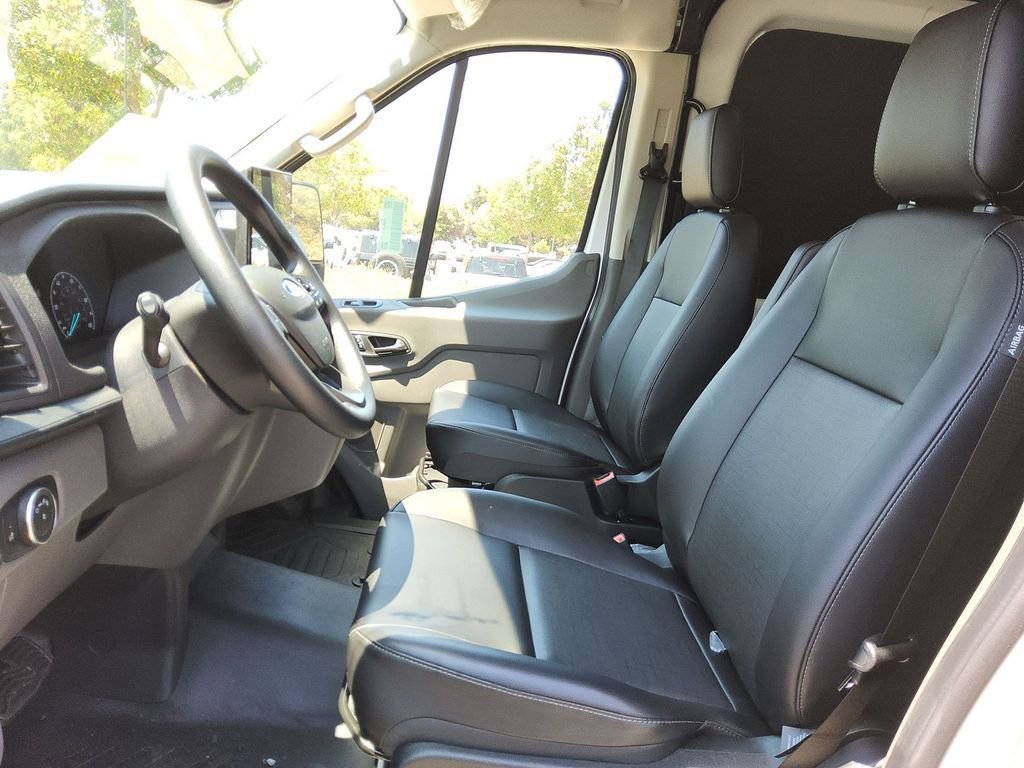 New 2025 Ford E-Transit 148 High Roof Extended w/ Load Area Protection Package image 7