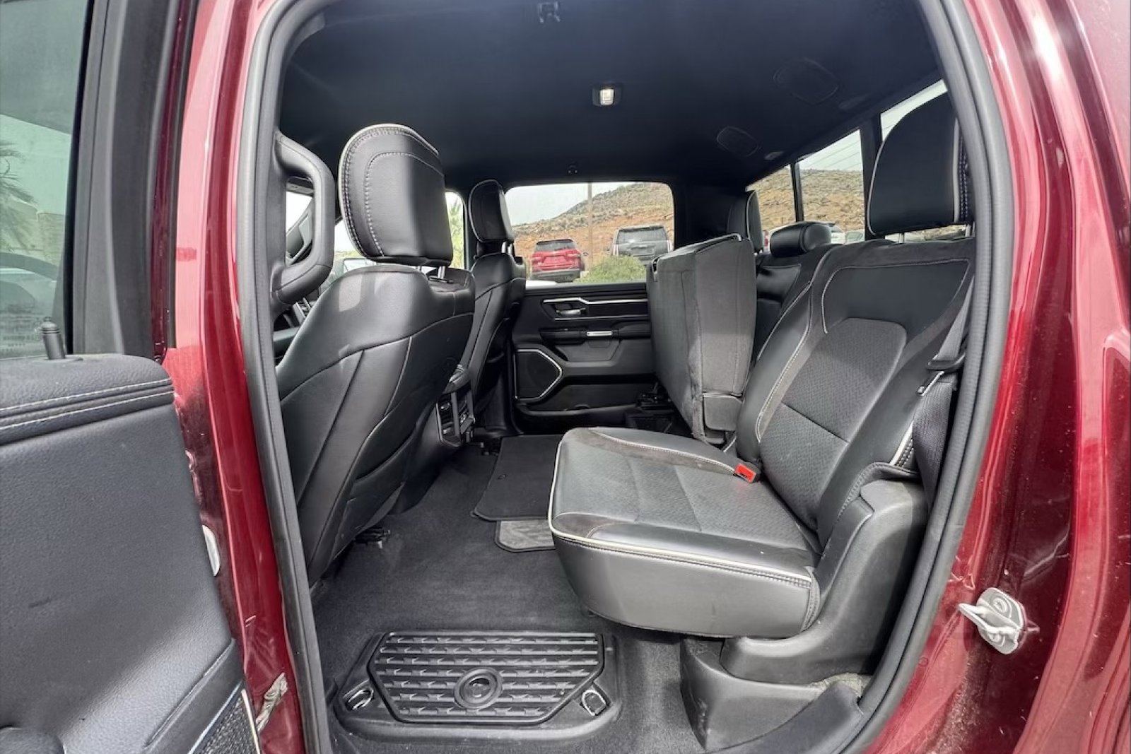 Used 2025 RAM 1500 Laramie image 10