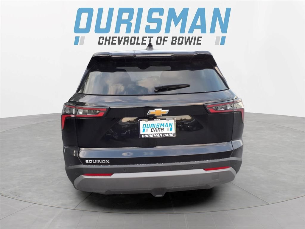 New 2027 Chevrolet Equinox LT FWD image 4