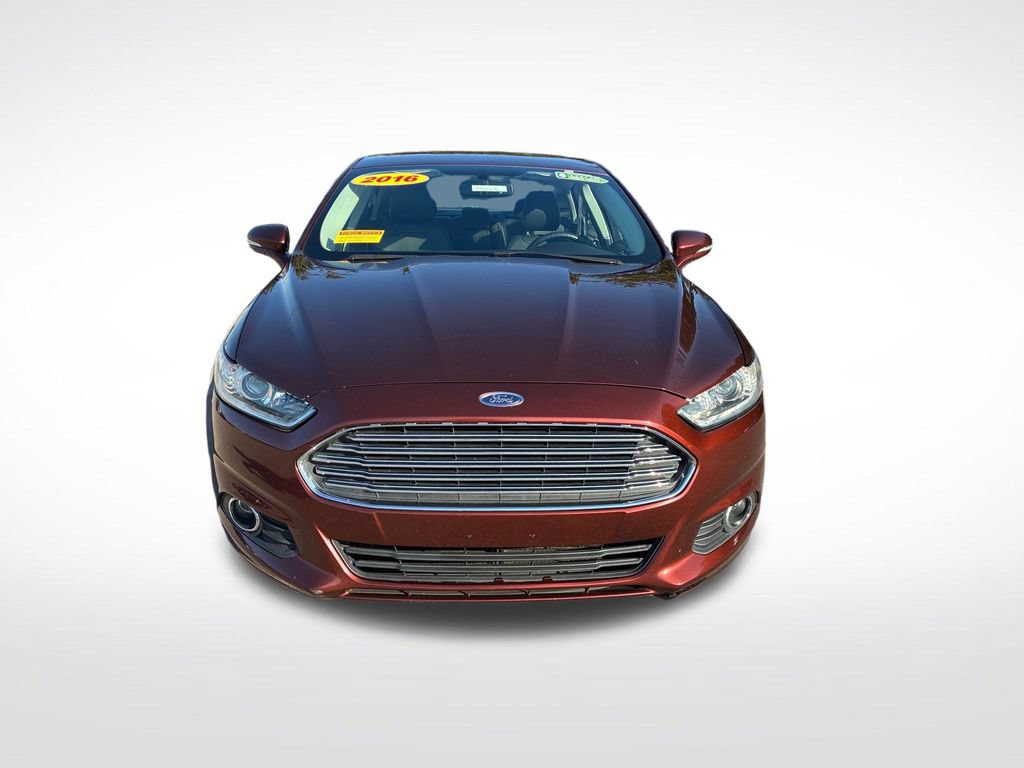 Used 2016 Ford Fusion SE w/ Equipment Group 202A FWD image 9
