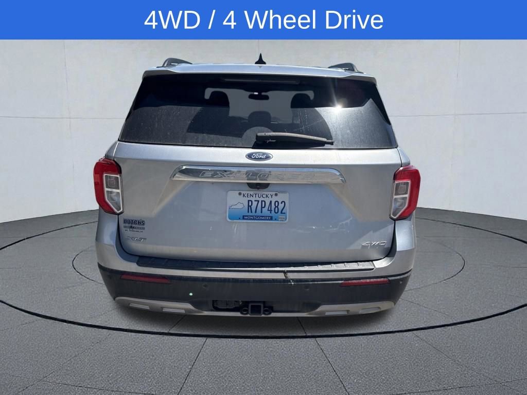 Used 2022 Ford Explorer XLT w/ Equipment Group 202A AWD/4WD image 5