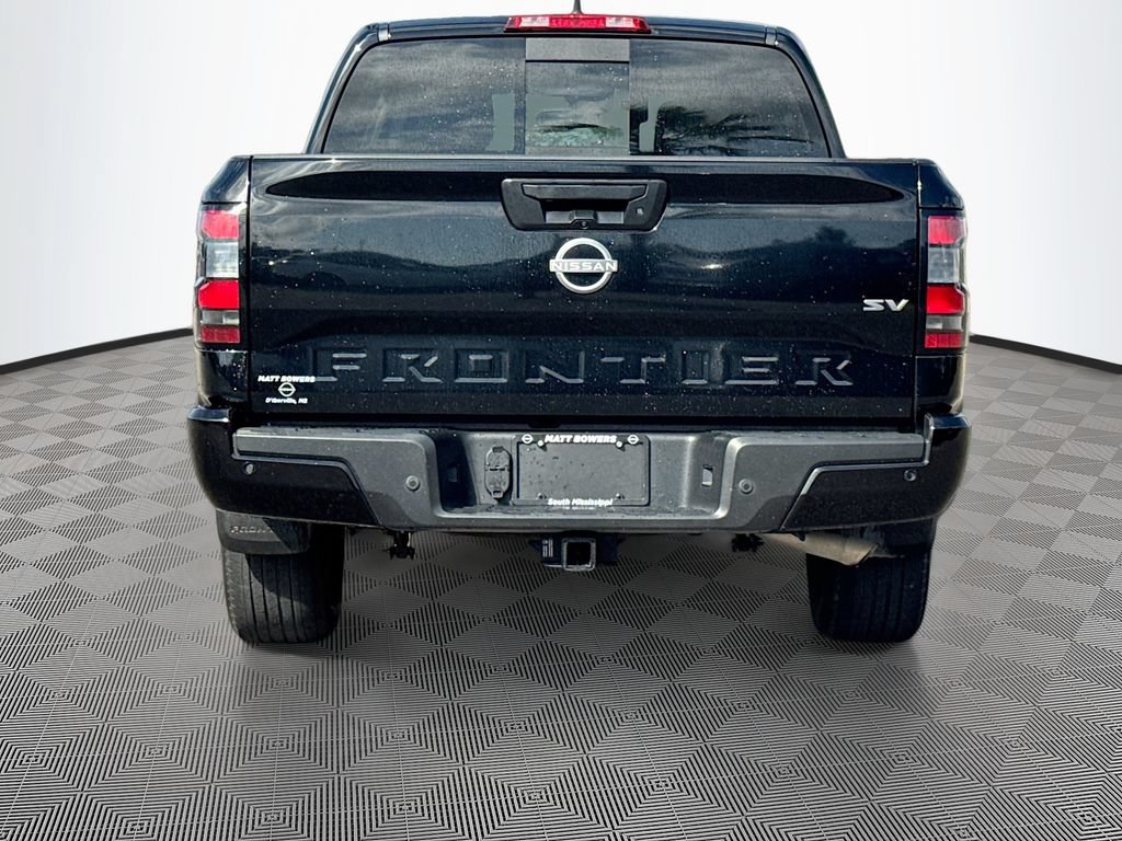 Used 2024 Nissan Frontier SV w/ SV Convenience Package RWD image 6