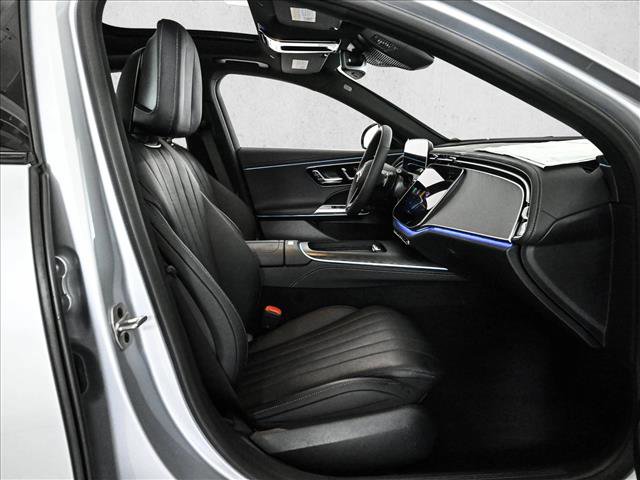New 2026 Mercedes-Benz E 350 4MATIC Sedan image 23