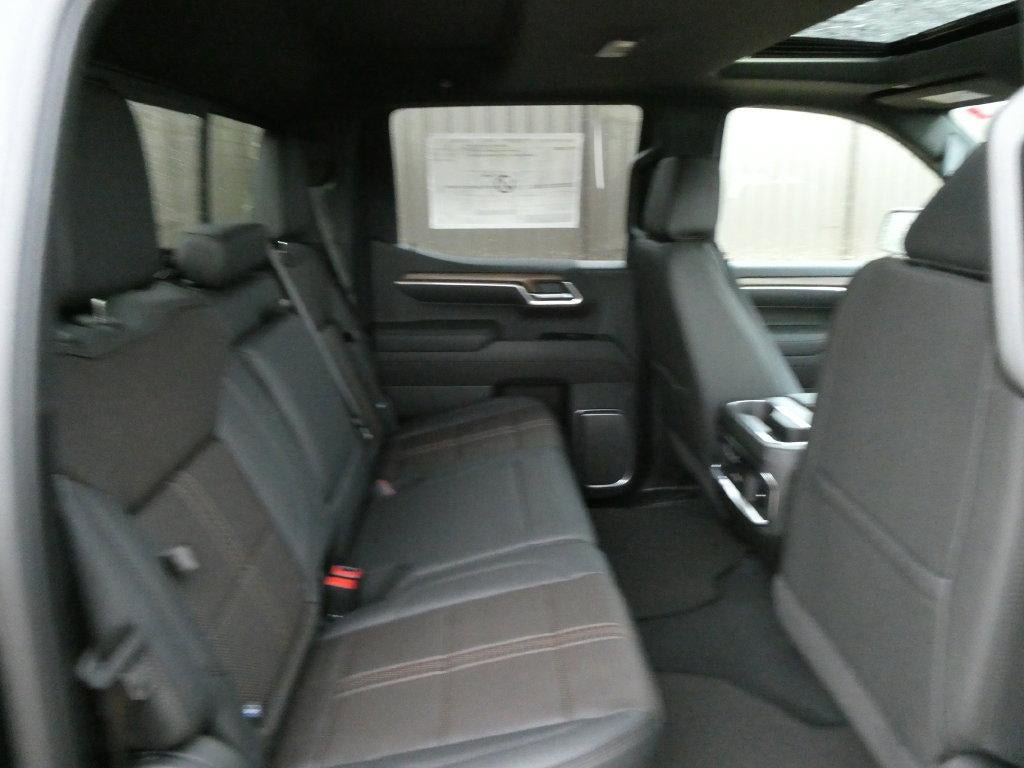 New 2026 Chevrolet Silverado 1500 High Country w/ Midnight Edition AWD/4WD image 17