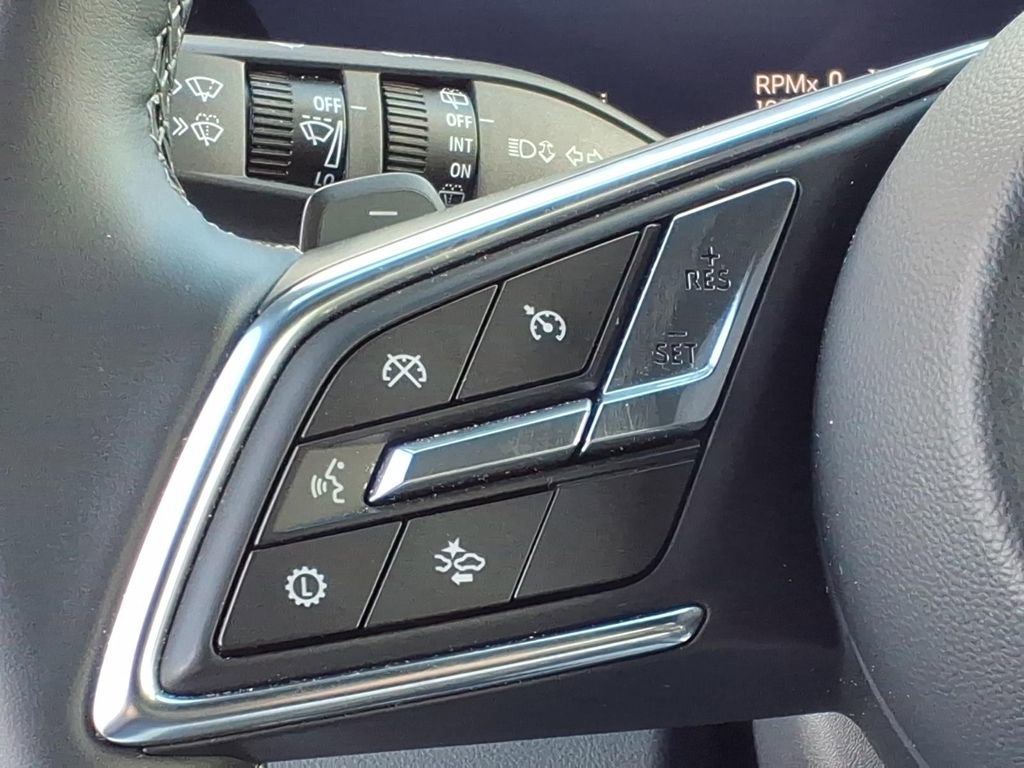 Used 2025 Buick Enclave Preferred image 21