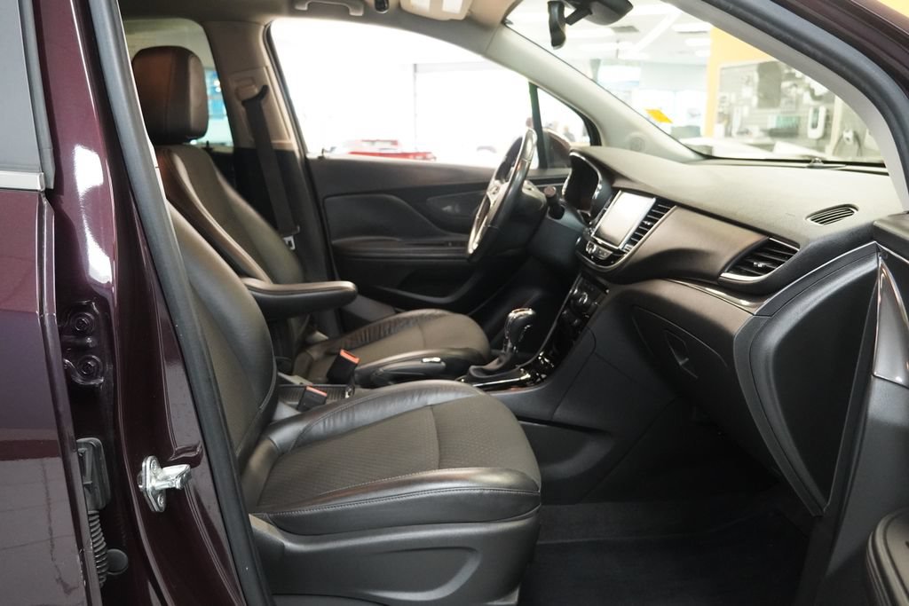 Used 2017 Buick Encore Preferred AWD/4WD image 23