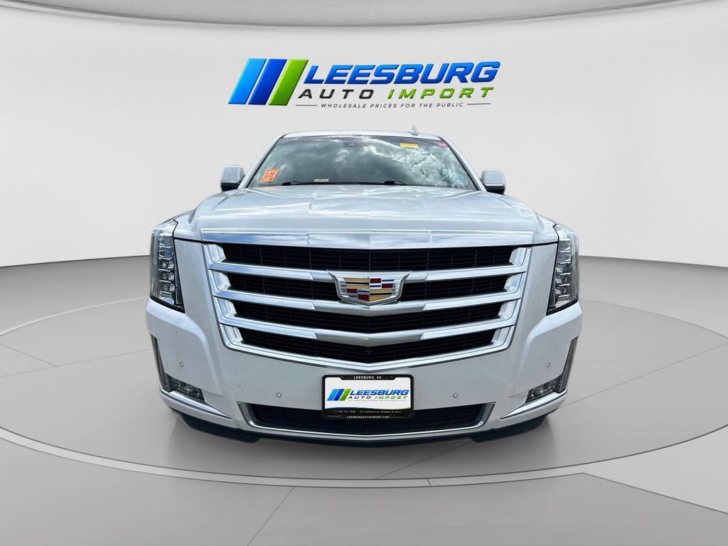 Used 2016 Cadillac Escalade ESV Luxury AWD/4WD image 6