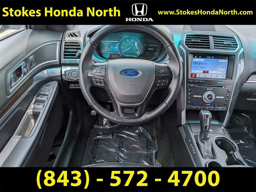 Used 2017 Ford Explorer Limited w/ Equipment Group 301A FWD image 19