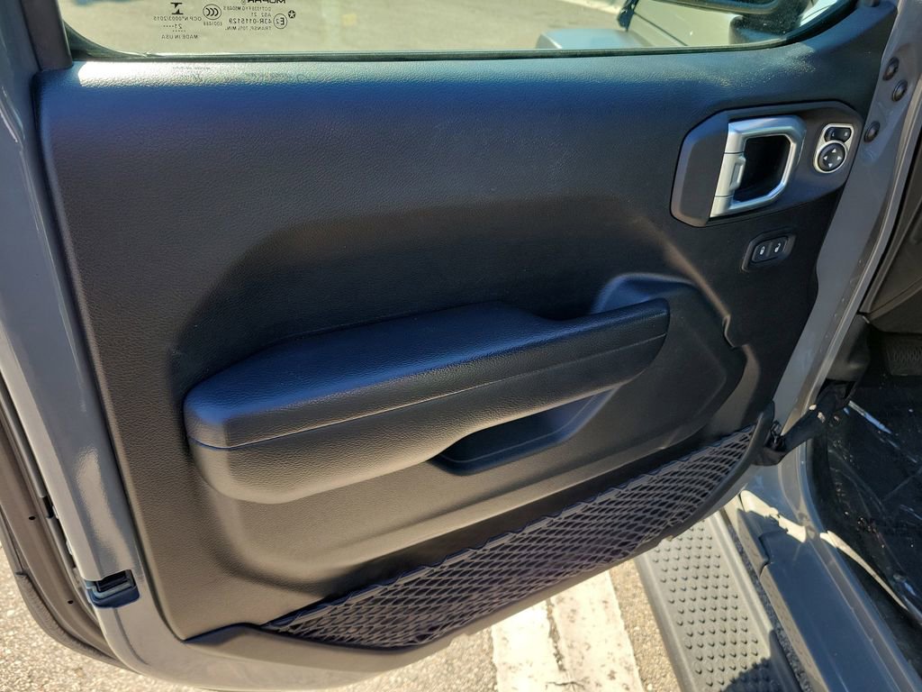 Used 2021 Jeep Wrangler Unlimited Sport image 18