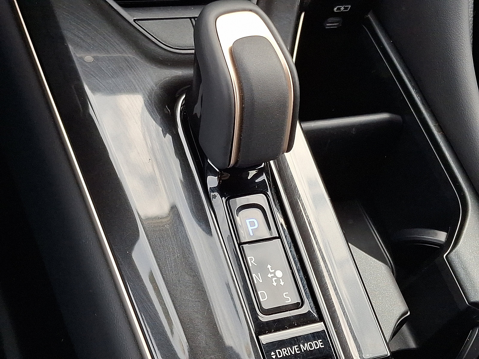 Used 2025 Toyota Crown Signia image 15