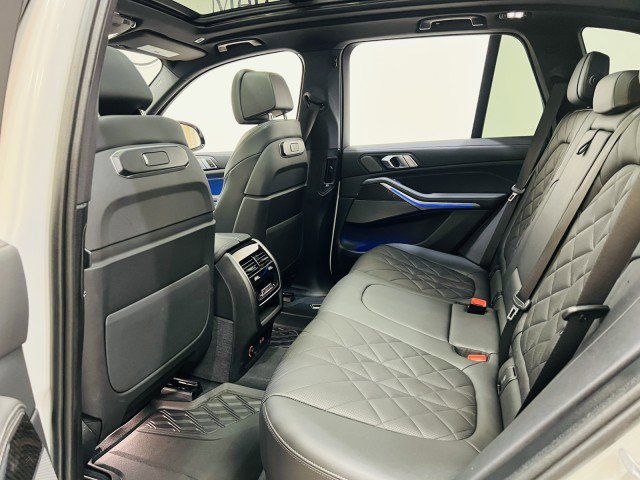 Used 2025 BMW X5 M60i w/ Parking Assistance Package image 17