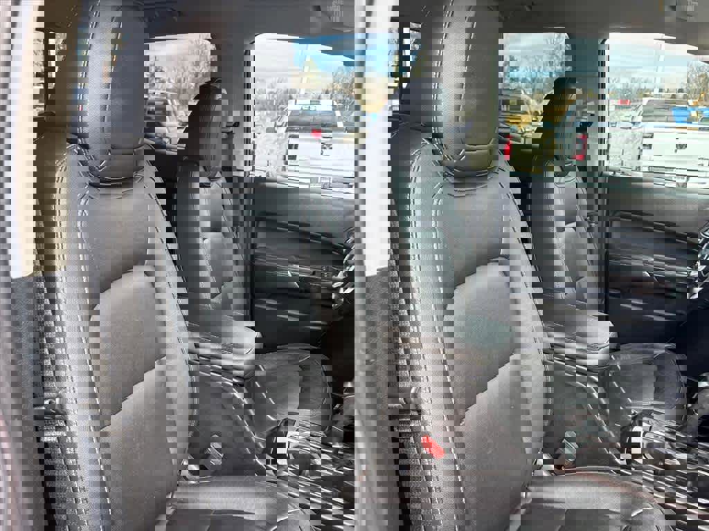 Used 2018 GMC Canyon SLT w/ Driver Alert Package image 6