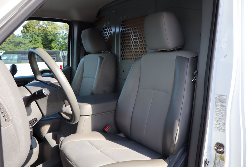 Used 2018 Nissan NV 2500 SV w/ Navigation Package RWD image 4