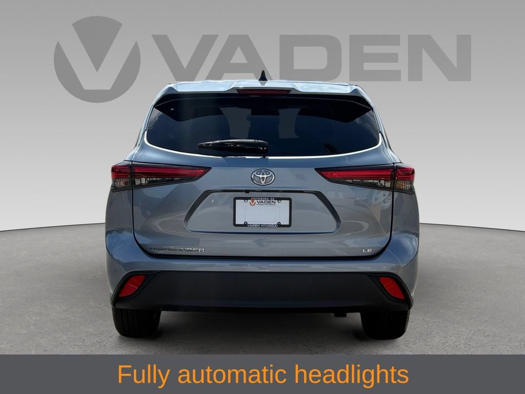 Used 2023 Toyota Highlander LE FWD image 6