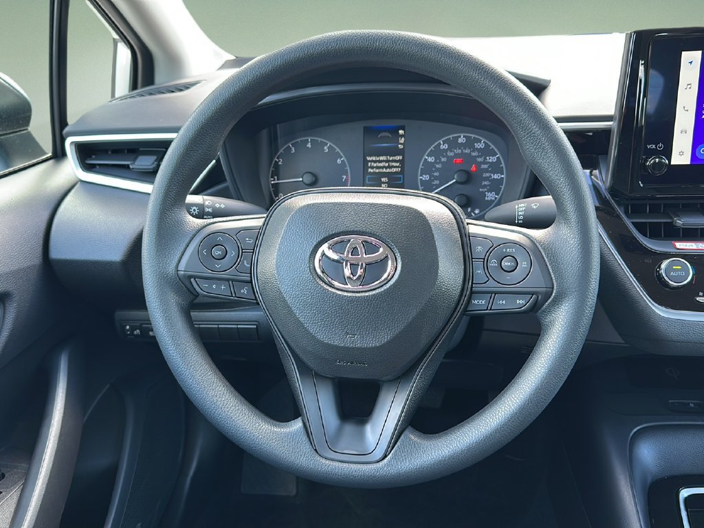Used 2025 Toyota Corolla LE w/ LE Premium Package FWD image 10
