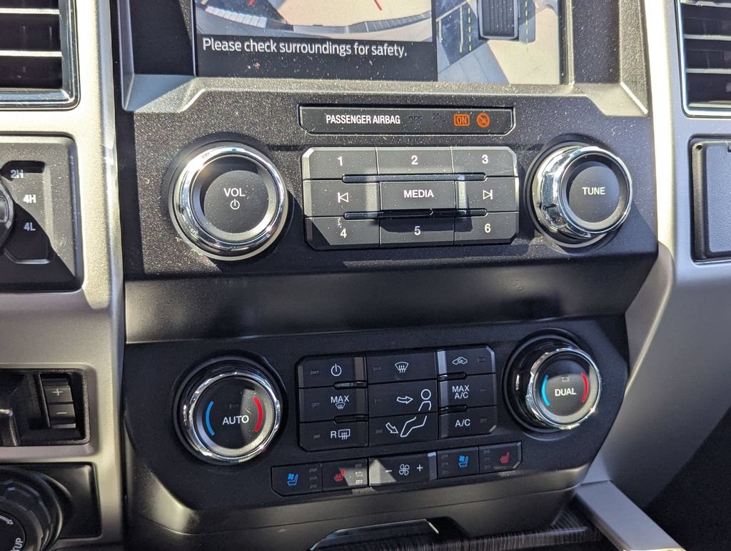 Used 2021 Ford F350 Lariat w/ Chrome Package AWD/4WD image 19