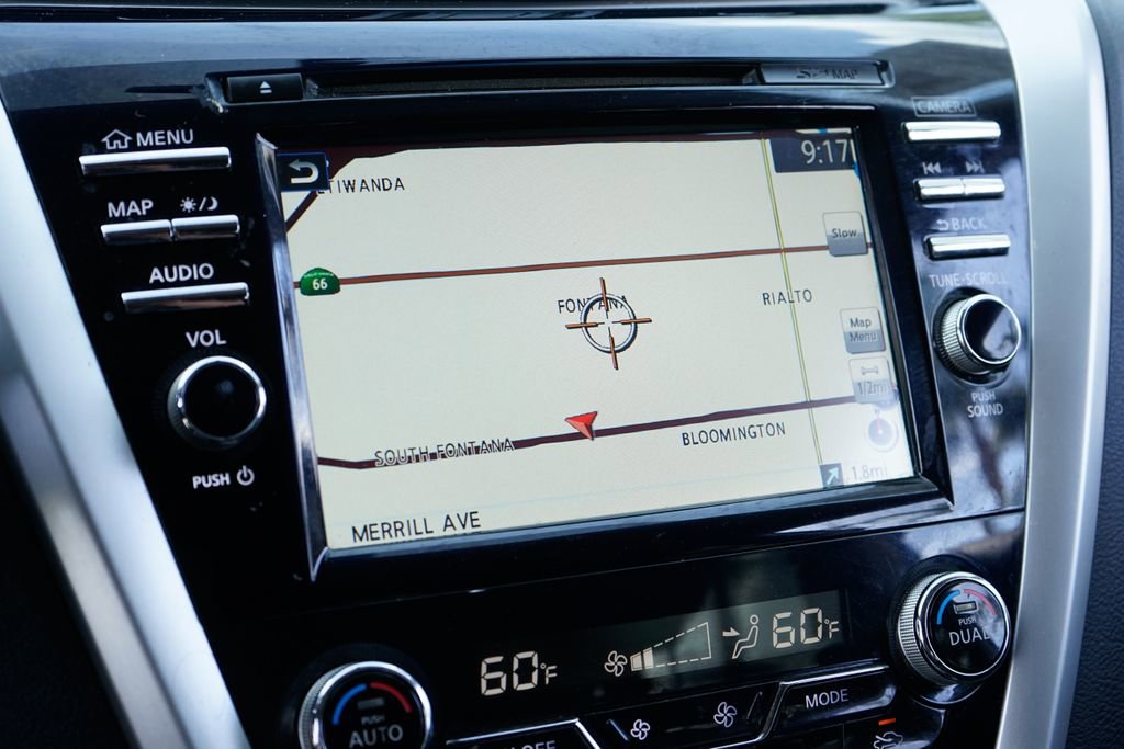 Used 2017 Nissan Murano SV FWD image 25