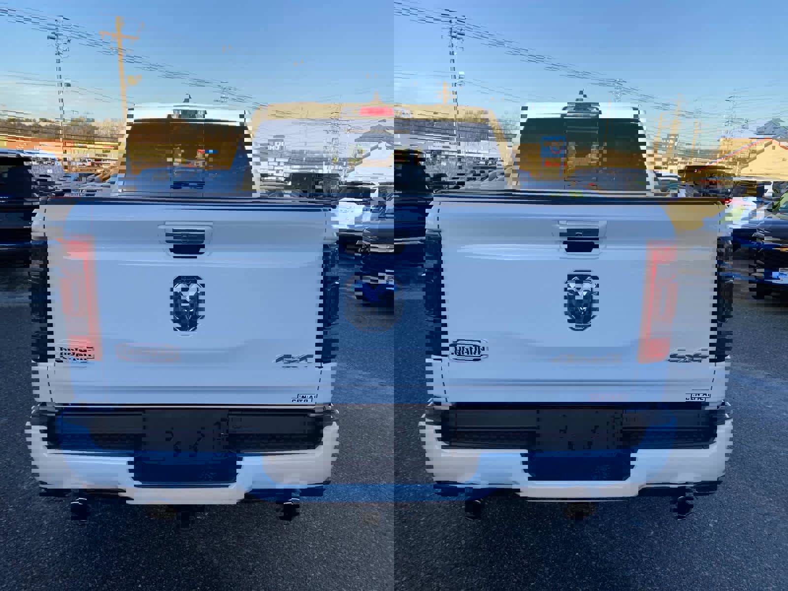 Used 2022 RAM 1500 Limited w/ Body Color Bumper Group image 3