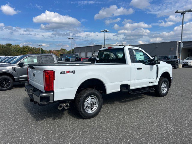 New 2026 Ford F350 XL image 5