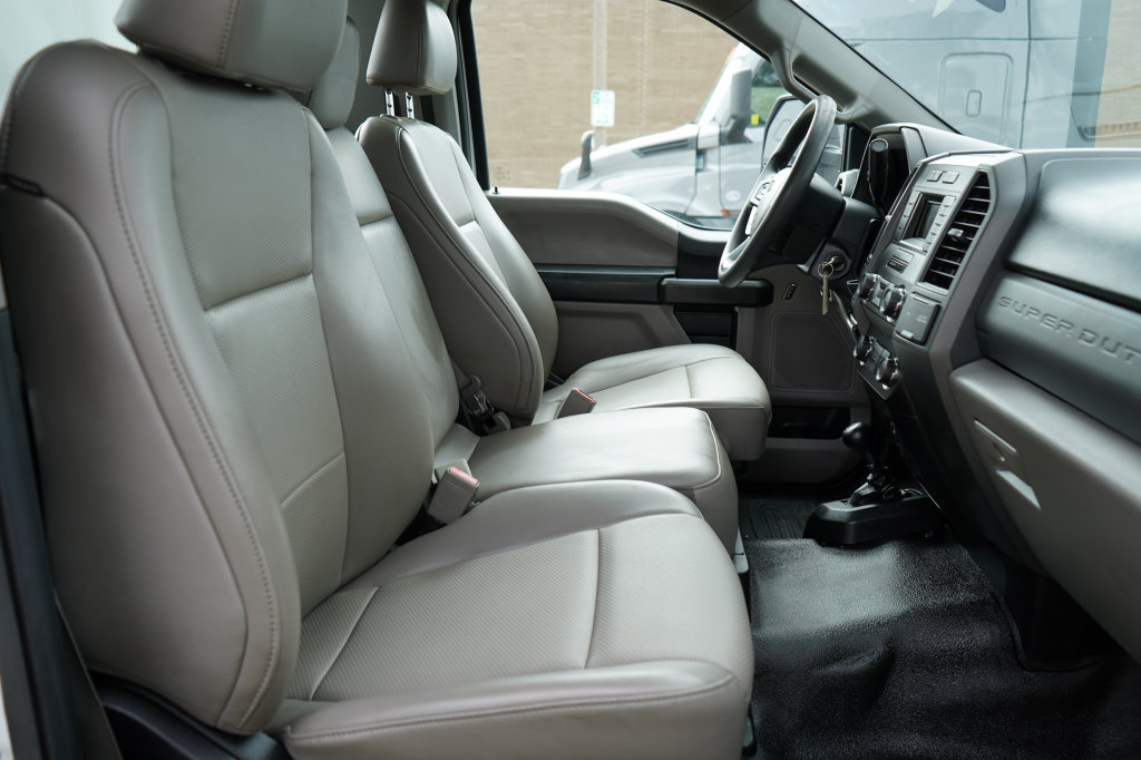 Used 2019 Ford F550 4x4 Regular Cab Super Duty image 15