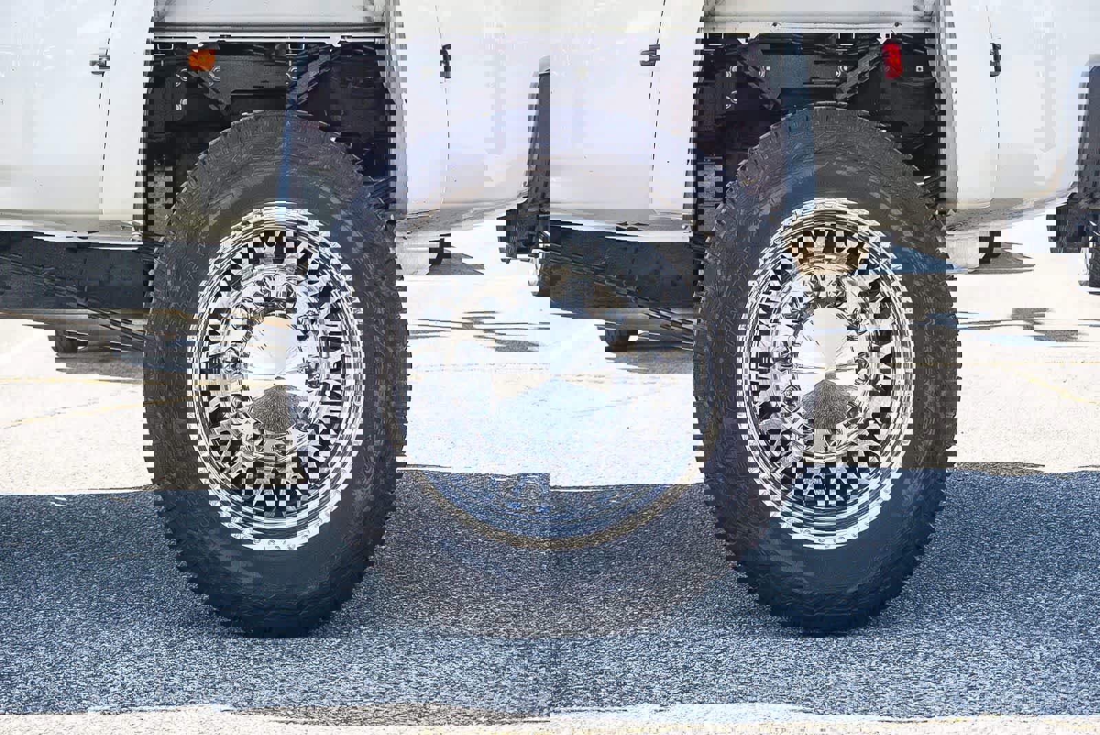 Used 2015 GMC Sierra 3500 Denali w/ Duramax Plus Package image 11