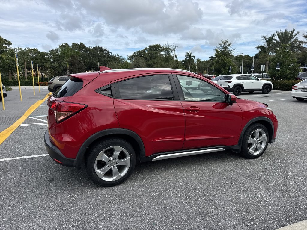 Used 2016 Honda HR-V EX-L image 4