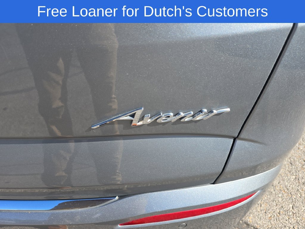 Used 2023 Buick Enclave Avenir AWD/4WD image 13