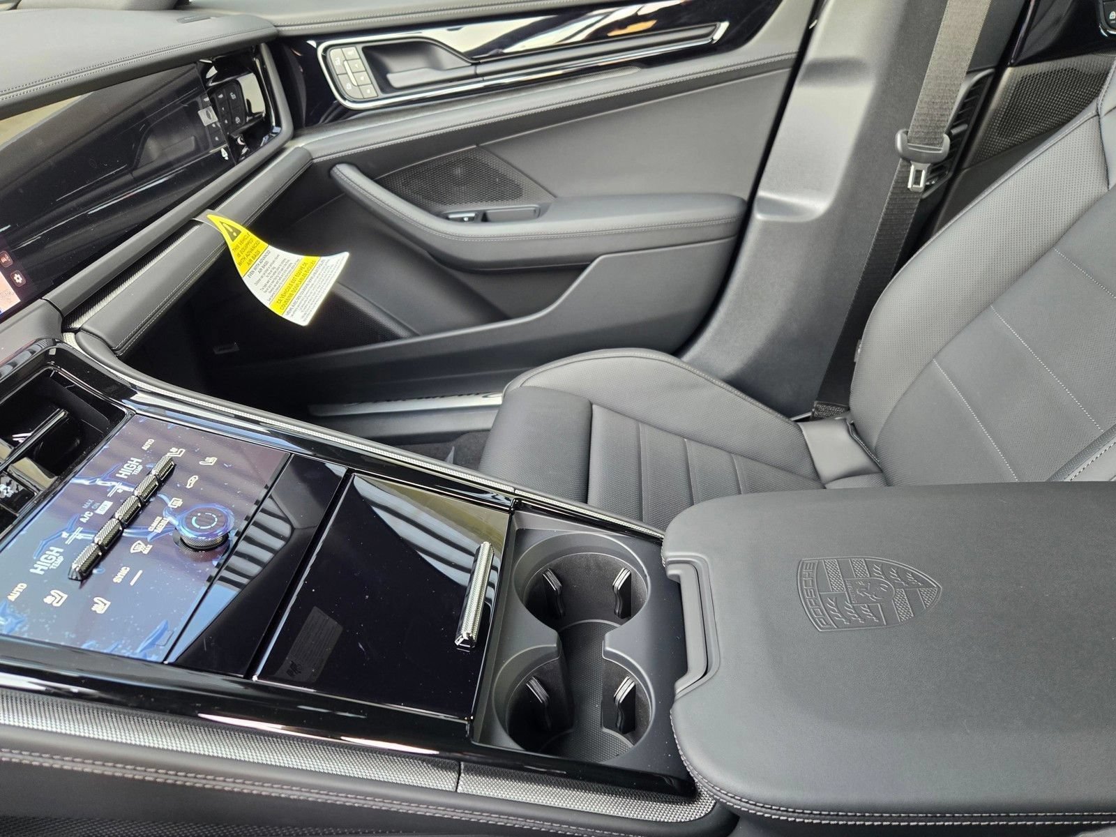 New 2026 Porsche Panamera 4 E-Hybrid AWD/4WD image 23