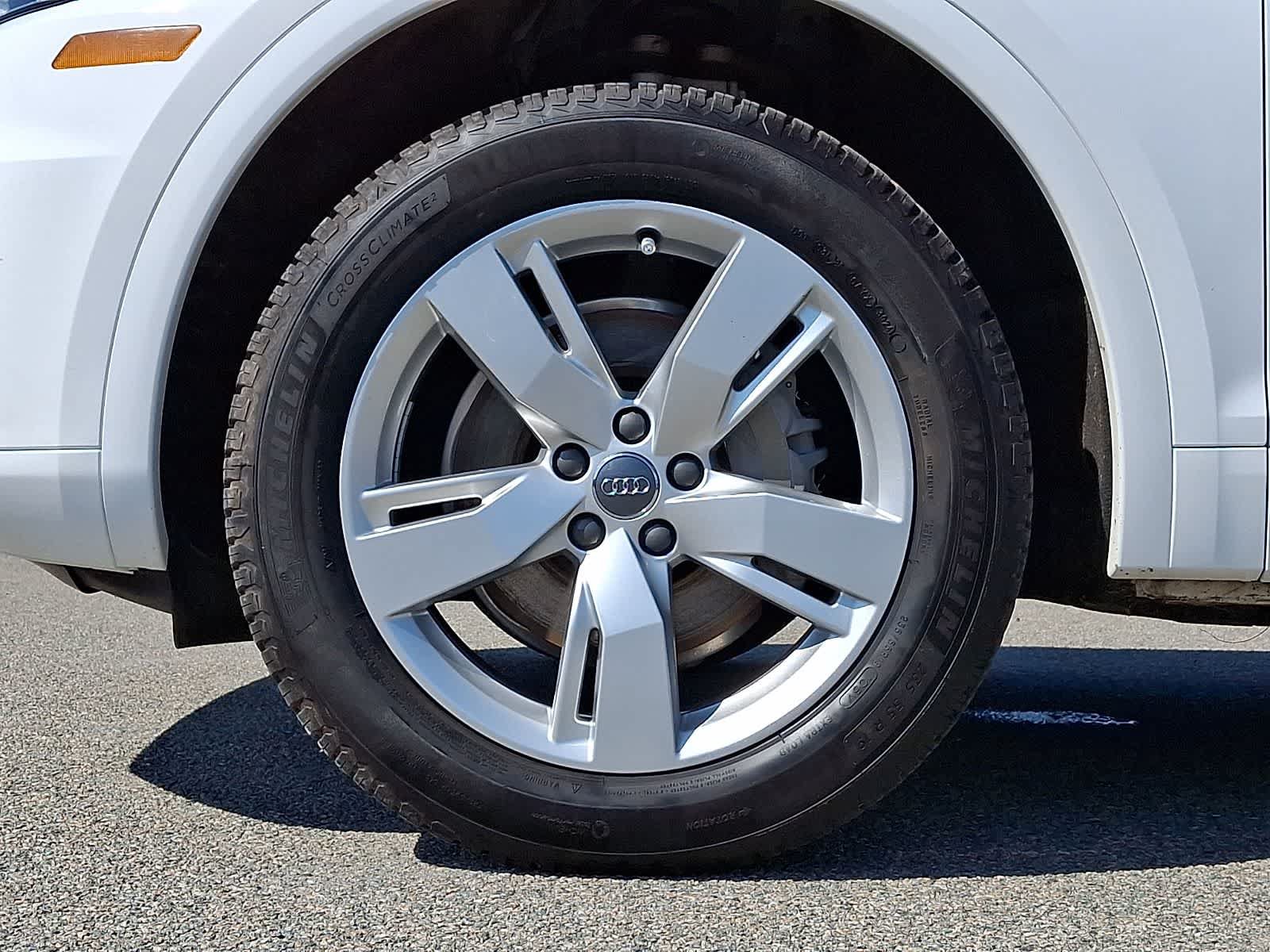 Used 2018 Audi Q5 2.0T Premium Plus w/ Premium Plus Package AWD/4WD image 9