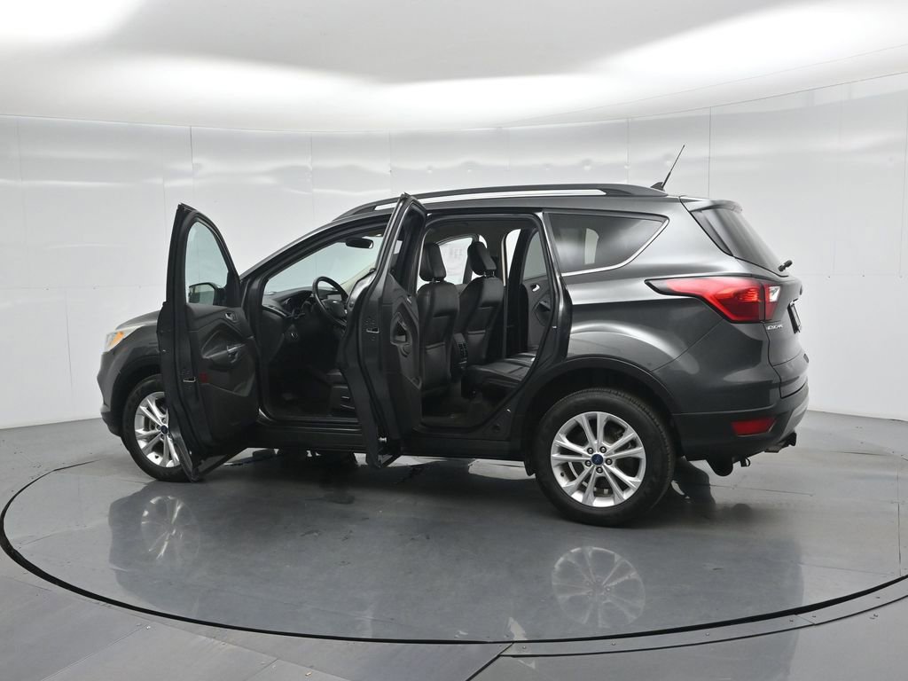 Certified 2019 Ford Escape SEL image 30