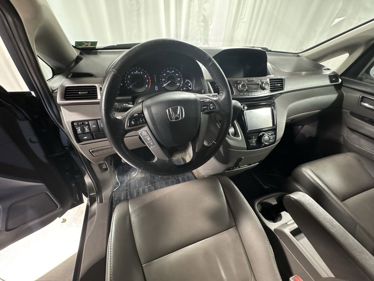 Used 2015 Honda Odyssey EX-L image 15
