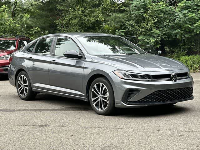 Used 2025 Volkswagen Jetta Sport FWD image 19